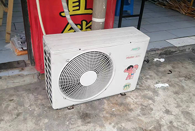 鸡冠空调突然不制冷只吹自然风怎么办？